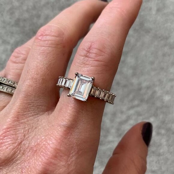 Women's Zirconia Ring with an Emerald Cut Featuring Baguette Side Accents - Picture 5 of 5
